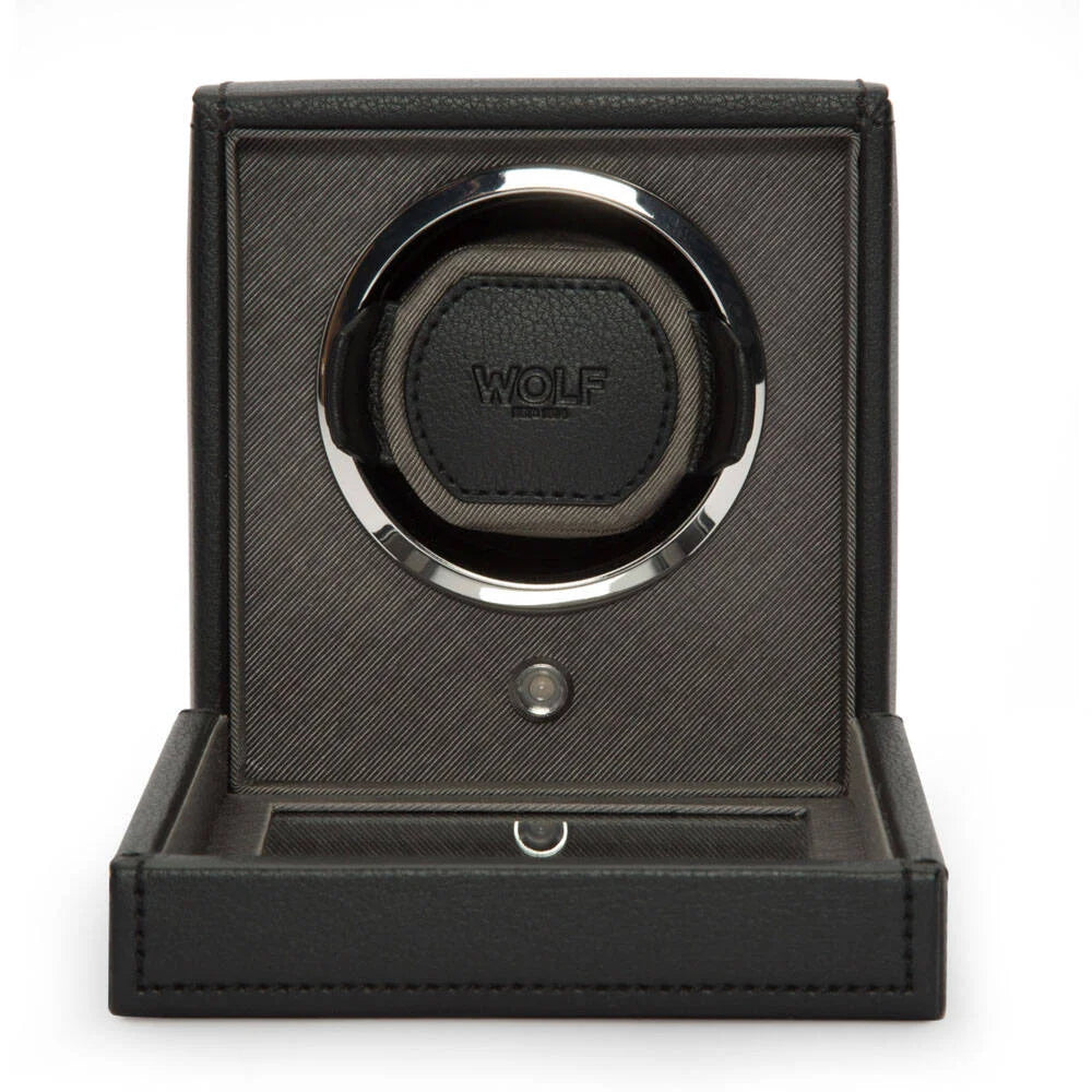 CUB Single Uhrenbeweger mit Abdeckung Schwarz – Premium-Qualität, innovative Technik, elegante Präsentation und Schutz für exklusive Zeitmesser, erhältlich bei Juwelier und Goldschmied Schroll in Kitzbühel Tirol oder online.