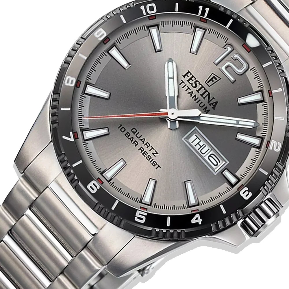 Festina Herrenarmbanduhr F20698/1 – Graues Titanarmband, großes kontrastreiches Zifferblatt mit klaren Zeigern, als Weihnachtsgeschenk oder für sich selbst, erhältlich bei Juwelier und Uhrenwerkstatt Schroll