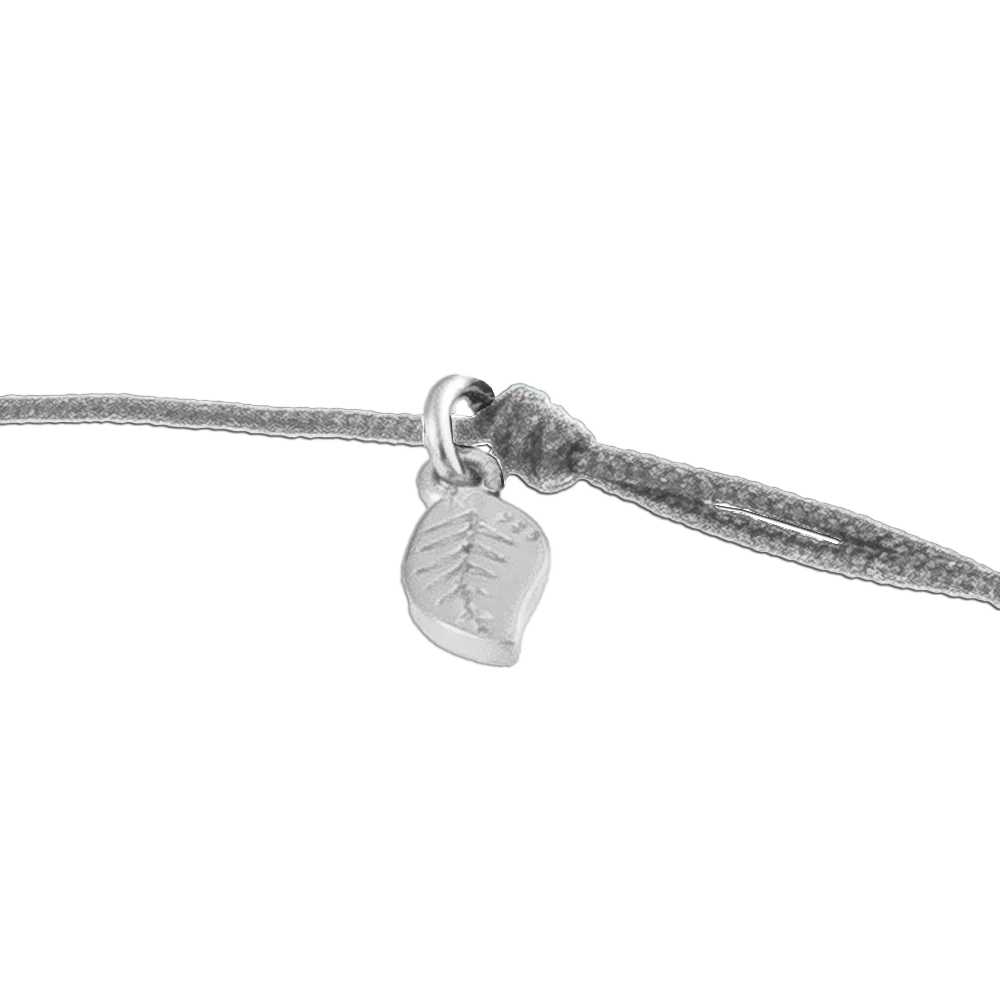 KitzSpirit© graues Glücksarmbändchen mit Kleeblatt in Silber - Band Grau