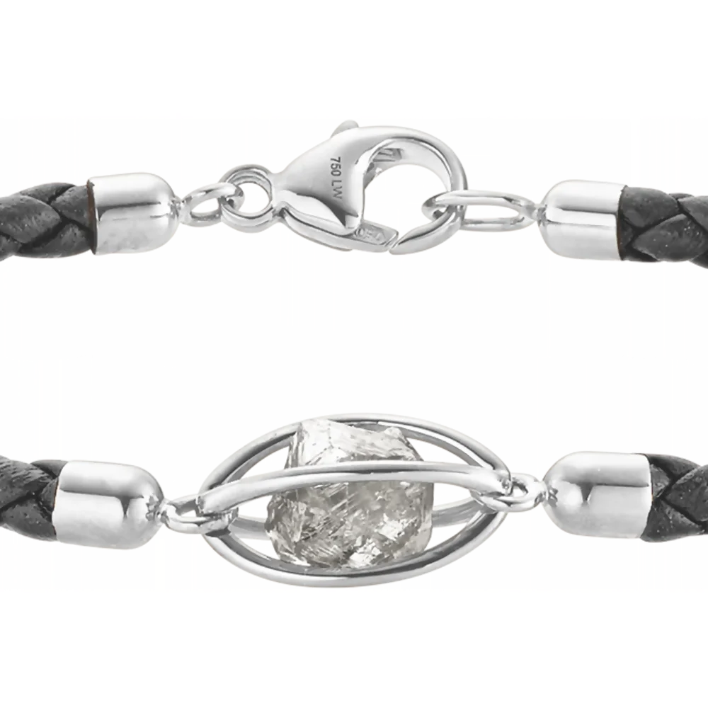 Leo Wittwer Rough Cut® Supreme-Lederarmband – Hochwertiges Armband aus exklusivem graphitfarbenem Leder mit 750er Weißgold und erlesenen Brillanten, meisterhaft gefertigt und online bei Juwelier Schroll in Kitzbühel erhältlich