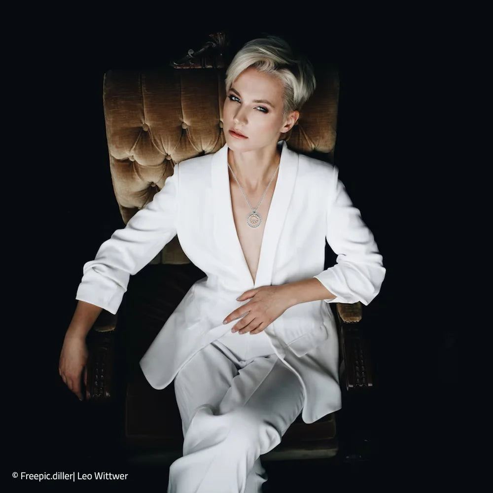 Panta Rhei® Collier 0,29 ct von Leo Wittwer – Exklusives Diamantcollier aus Roségold und Weißgold bei Juwelier Schroll in Kitzbühel