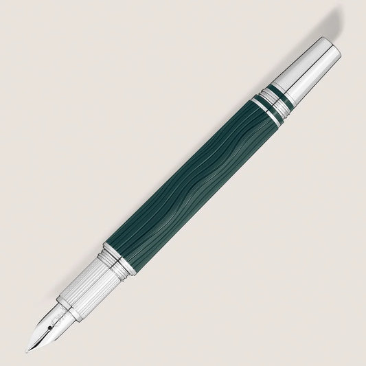 Detailfoto Montblanc StarWalker PolarGreen Füllfederhalter mit dunkelgrünem Edelharz Wellenmuster und platinierter Clipmontur für anspruchsvolle Kundschaft