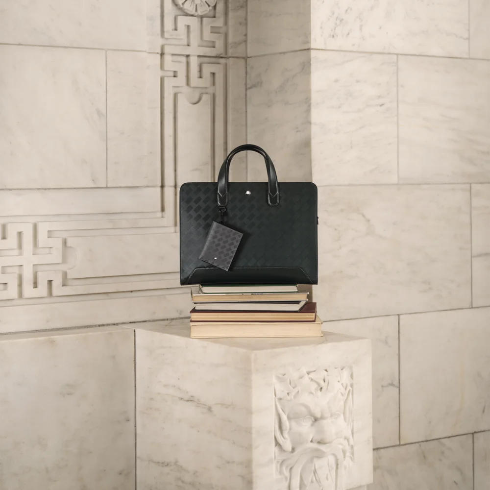 Montblanc® Extreme 3.0 kompakte Geldbörse 6 cc in Grau