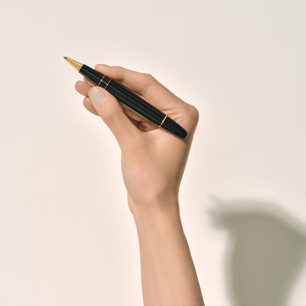 Montblanc Tintenroller mit Gravur und individueller Seriennummer