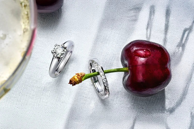 Leo Wittwer Candlelight Ultimate Diamantenring – Exklusiver Weißgoldring mit Brillanten bei Juwelier Schroll in Kitzbühel