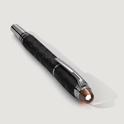 Montblanc StarWalker Extreme Precious Resin Fineliner in schwarzem Edelharz mit orangefarbener Kuppel und Extreme-Motiv bei Montblanc Boutique Kitzbühel Tirol