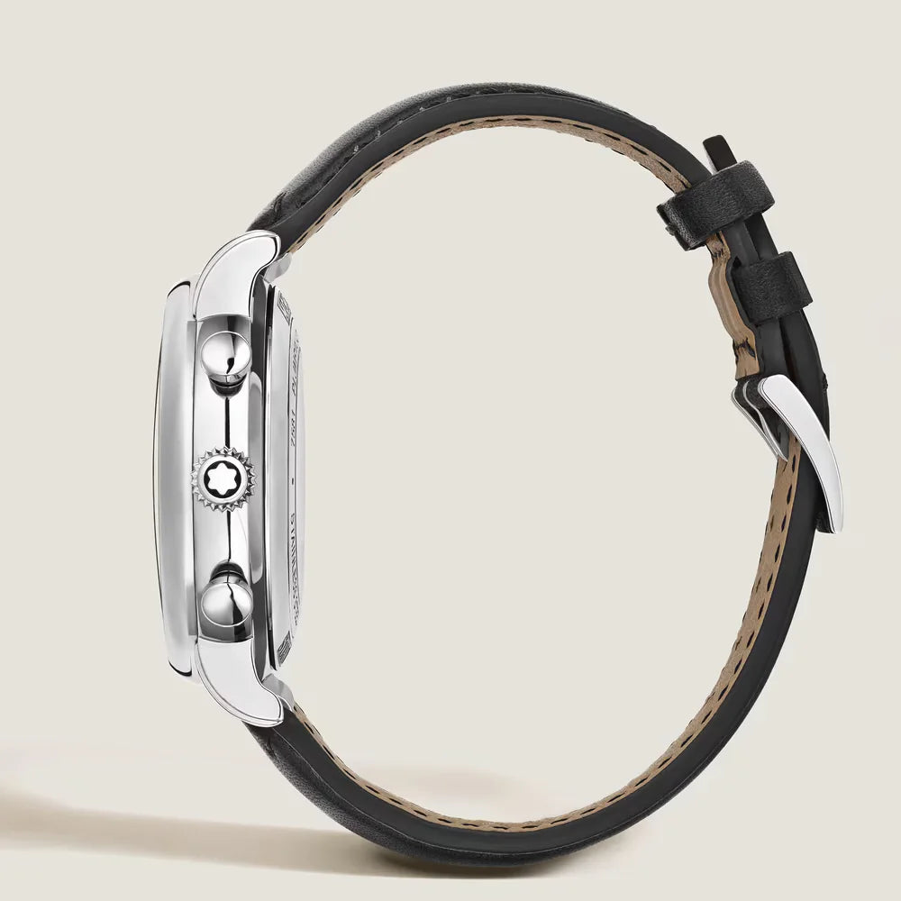 Montblanc Star Legacy Chronograph 42 mm am Handgelenk elegante Edelstahlgehäuse Uhr mit Kalbslederarmband für Business und Luxus Lifestyle in Kitzbühel Tirol