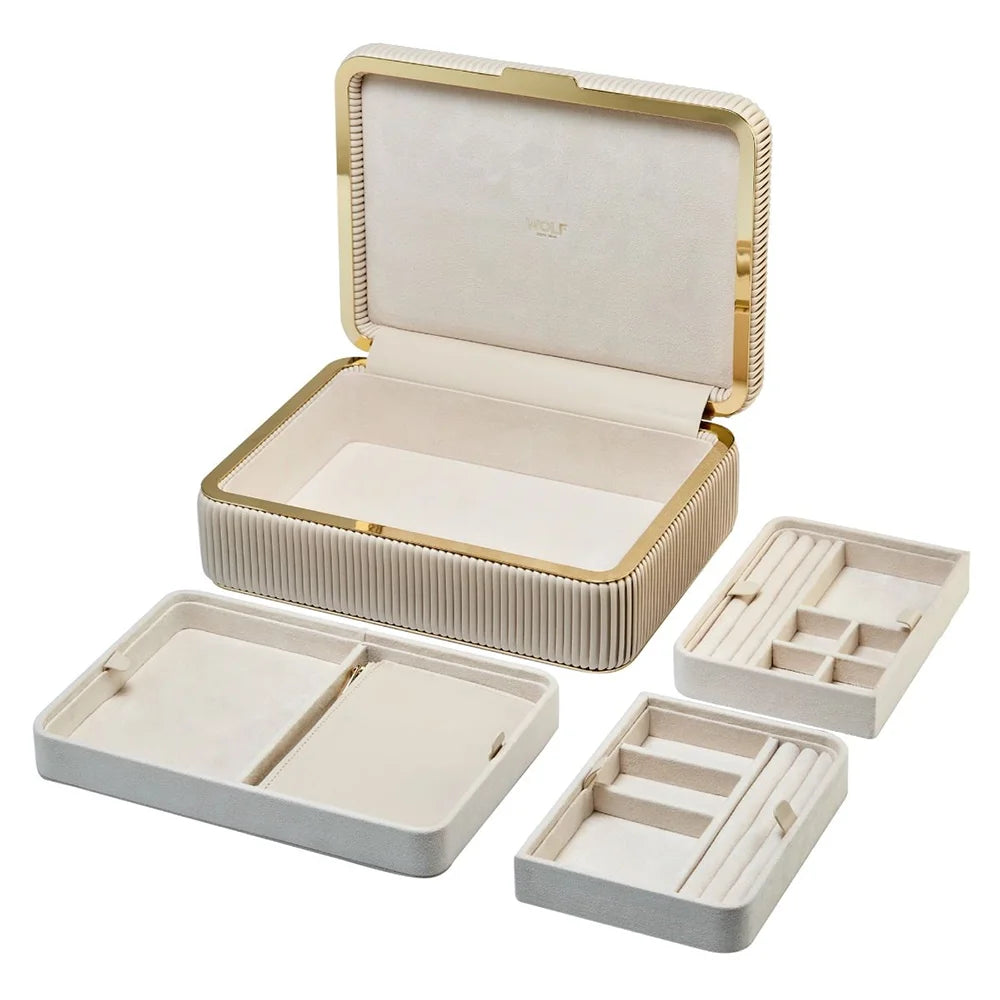 WOLF 1834 - Bella Medium Schmuckschatulle hochwertige Schmuckbox mit goldfarbenem Innenrahmen und innovativer Facheinteilung im Juwelier Tirol Shop entdecken
