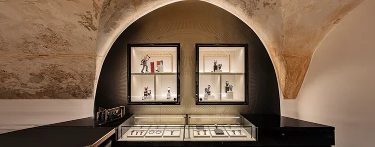 Montblanc Boutique in Kitzbühel mit exklusiven Schreibgeräten und Luxusaccessoires