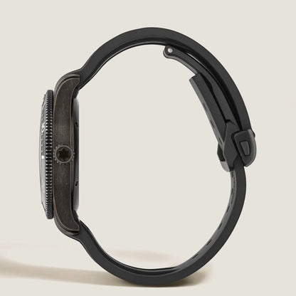 Montblanc Iced Sea Automatic Date mit Leuchtmarkierungen und gratté-boisé-Technik 