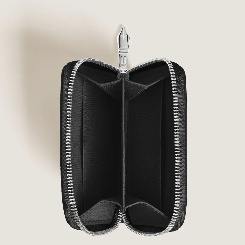 Kompakte Montblanc Brieftasche aus geprägtem Leder als hochwertiges Accessoire
