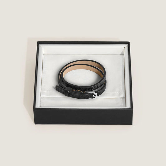 Montblanc Hufeisenarmband mit Emblem und hochwertiger Lederstruktur